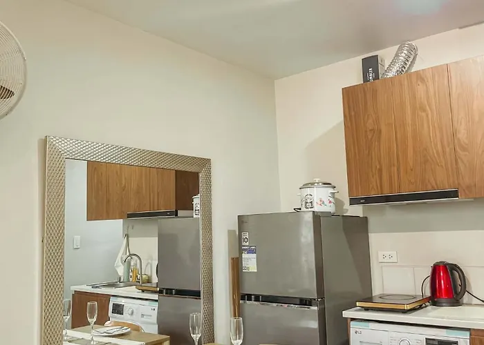 Aparthotel At 16th Floor Free Pool Access With Private Balcony *